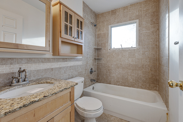 942 Meadow Road Northbrook, IL 60062 - Photo 16 of 19
