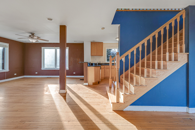942 Meadow Road Northbrook, IL 60062 - Photo 5 of 19