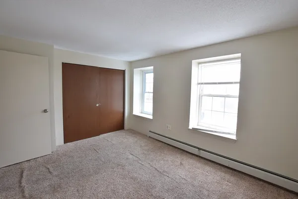 $2,300 | 1245 Pawtucket Boulevard, Unit 4, Lowell, MA 01854