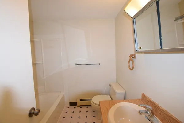$2,300 | 1245 Pawtucket Boulevard, Unit 4, Lowell, MA 01854