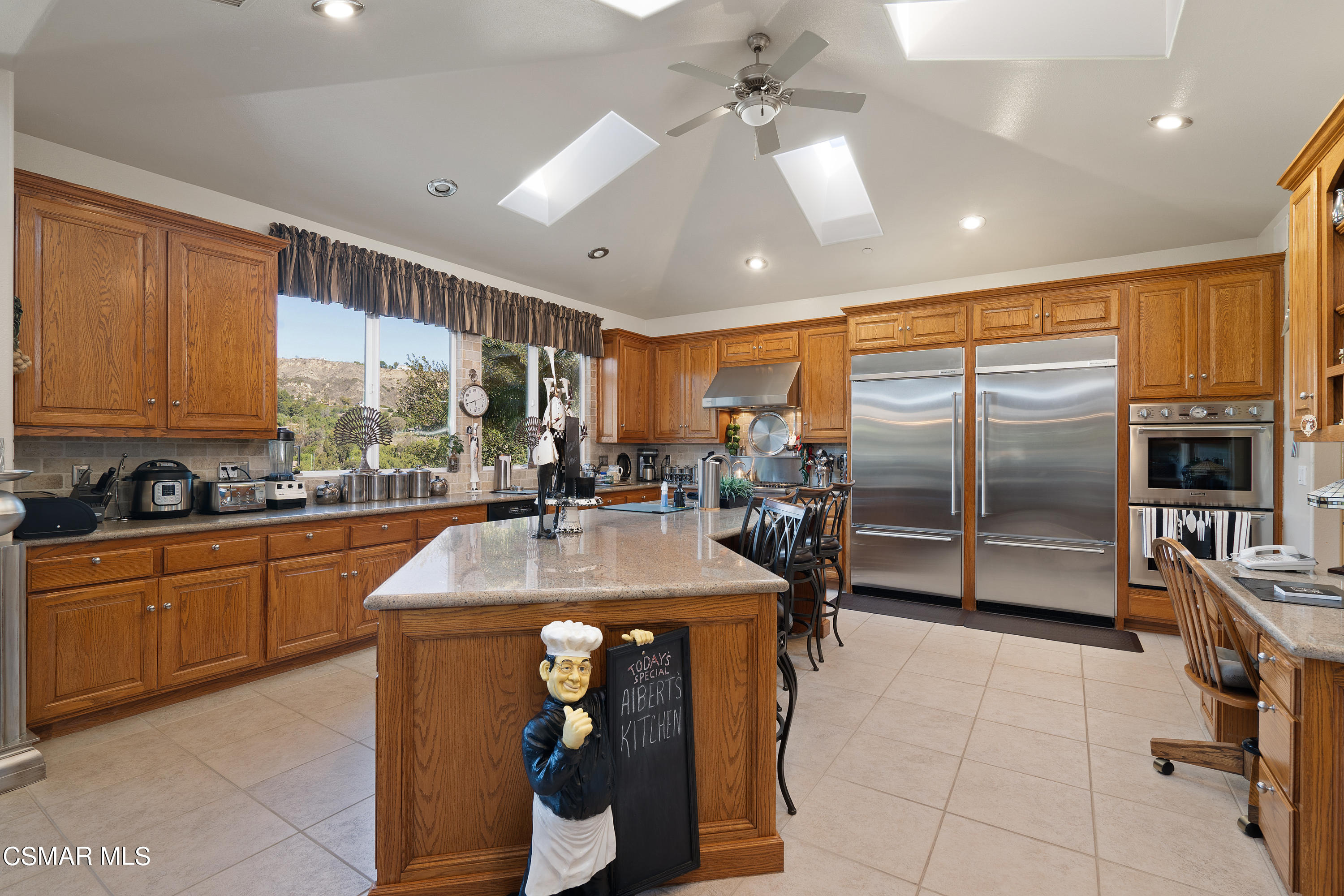 11951 Pradera Road Camarillo, CA 93012 - Photo 18 of 63 18_10153458_132791_132791-EI-118