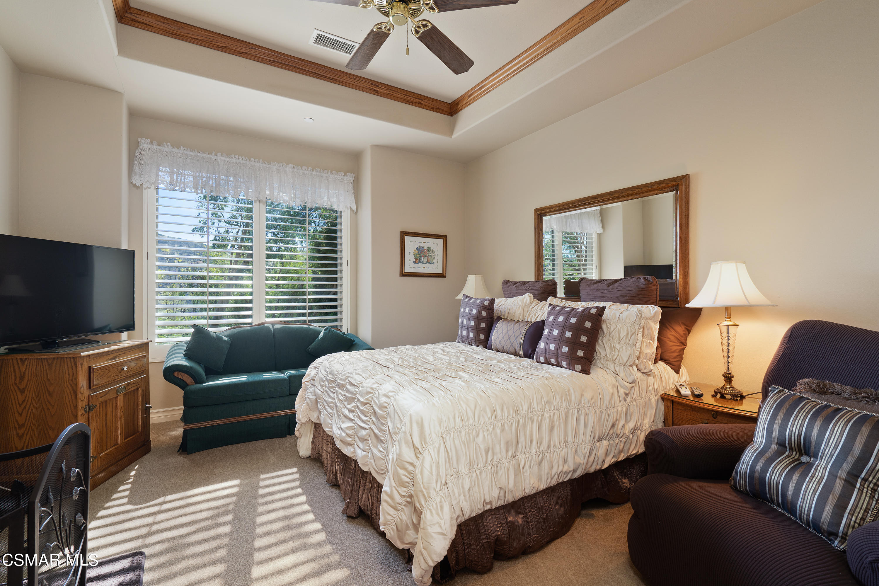 11951 Pradera Road Camarillo, CA 93012 - Photo 27 of 63 27_10153471_132791_132791-EI-127
