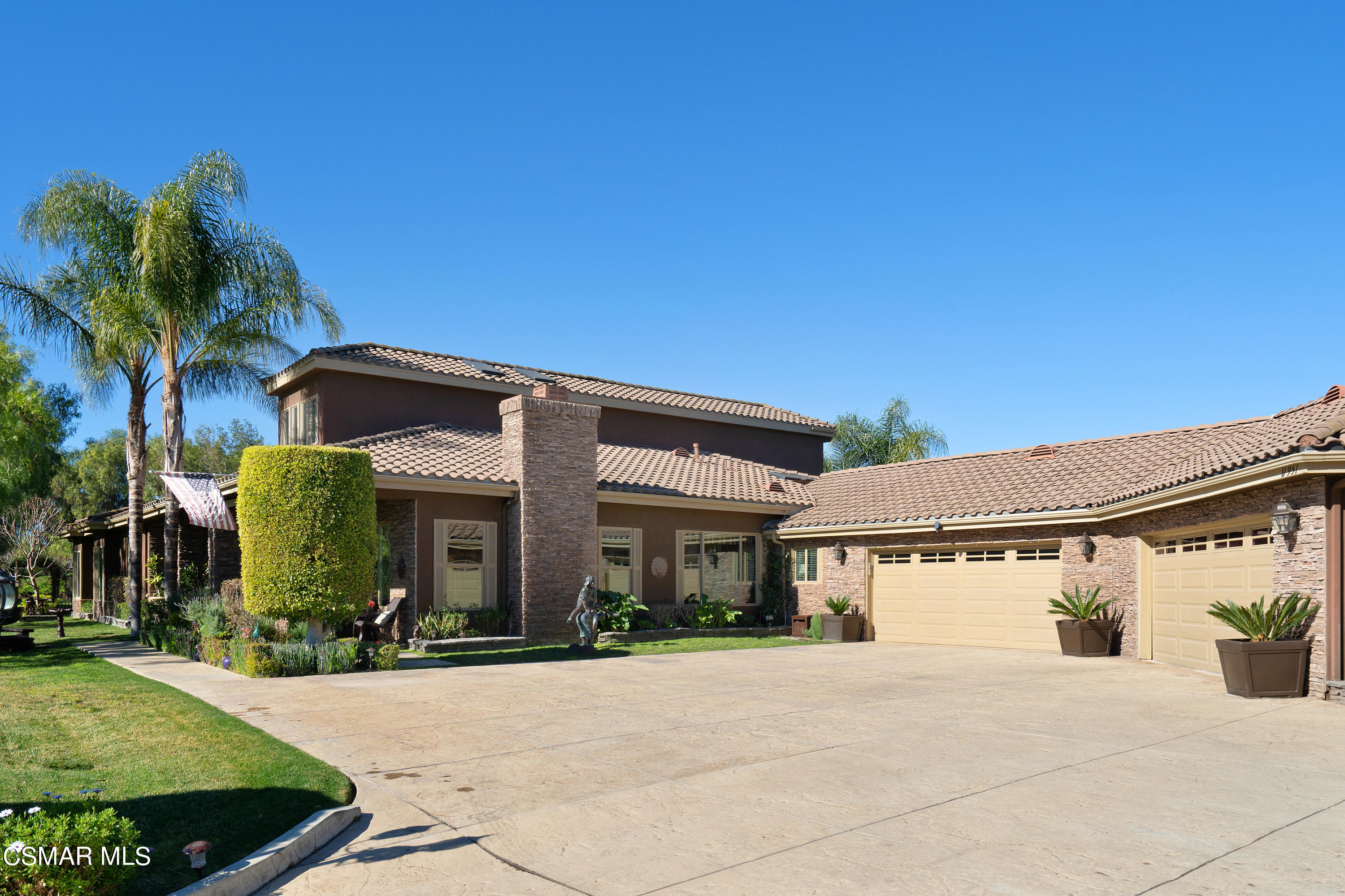 11951 Pradera Road Camarillo, CA 93012 - Photo 5 of 63 2_10153444_132791_132791-EI-102