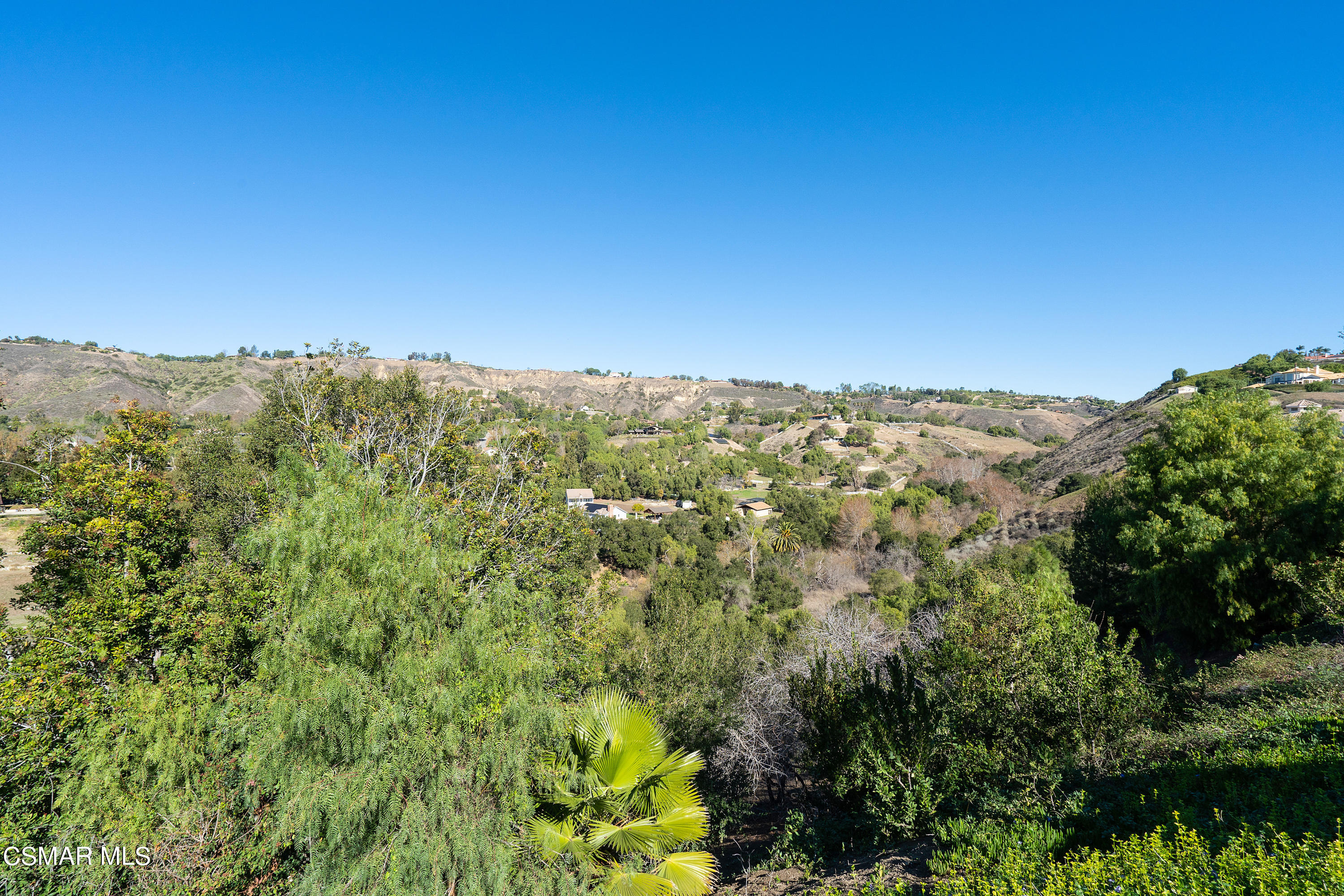 11951 Pradera Road Camarillo, CA 93012 - Photo 48 of 63 46_10153496_132791_132791-EI-146