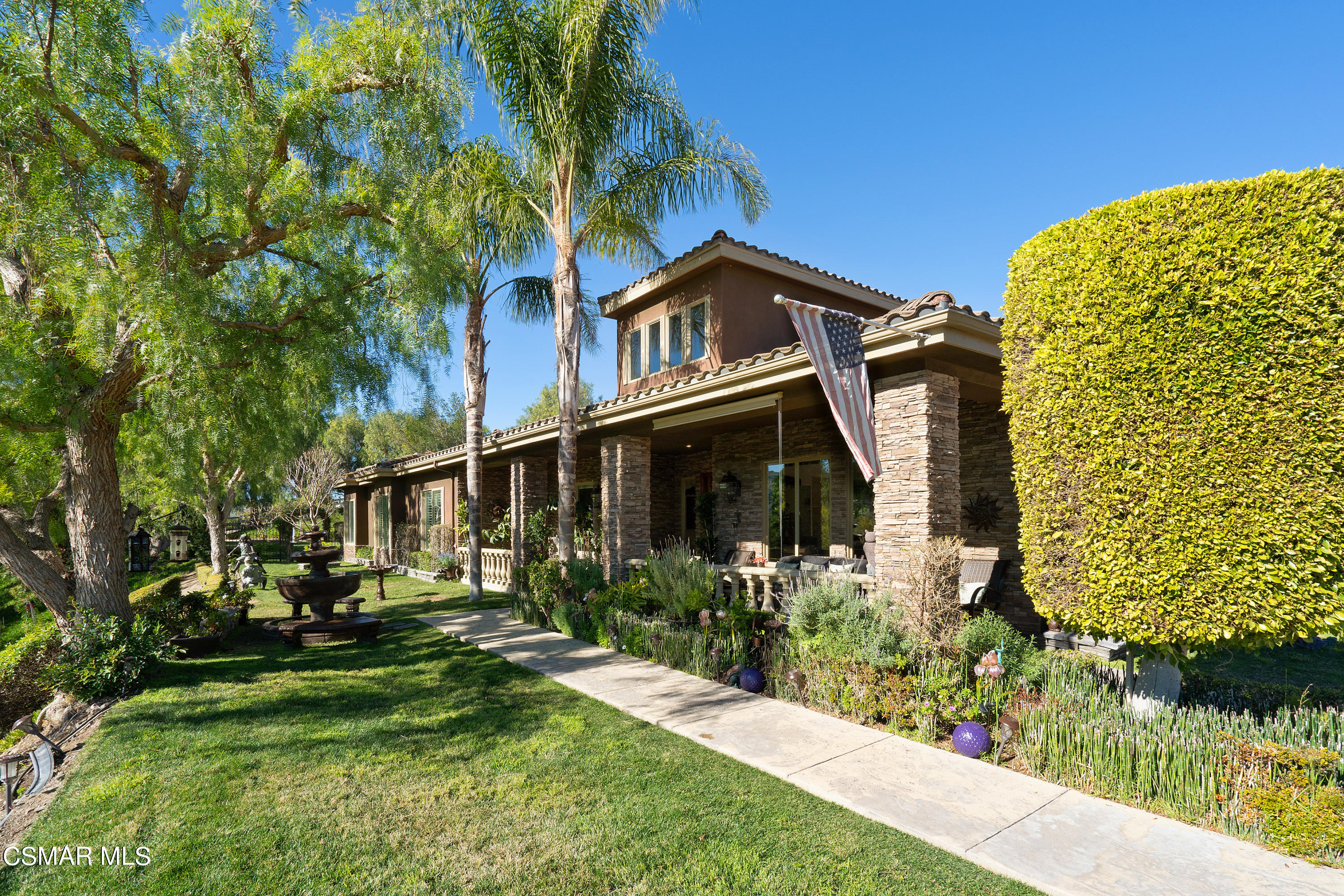 11951 Pradera Road Camarillo, CA 93012 - Photo 6 of 63 4_10153449_132791_132791-EI-104