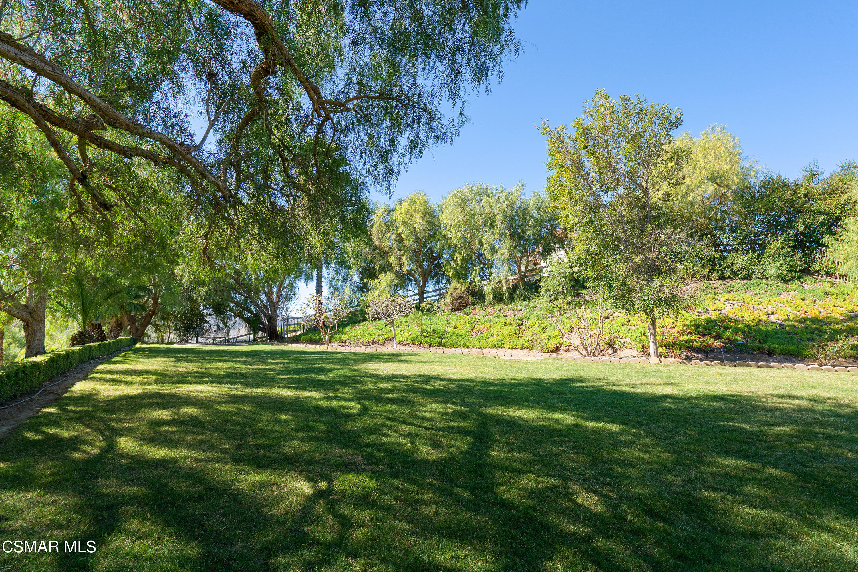 11951 Pradera Road Camarillo, CA 93012 - Photo 53 of 63 56_10153507_132791_132791-EI-156