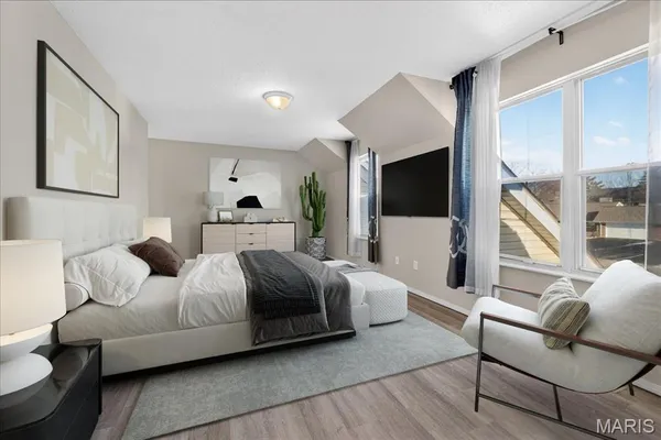 $194,900 | 352 Windsor Place, Unit B, St. Peters, MO 63376