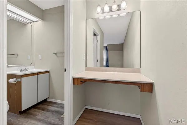 $194,900 | 352 Windsor Place, Unit B, St. Peters, MO 63376