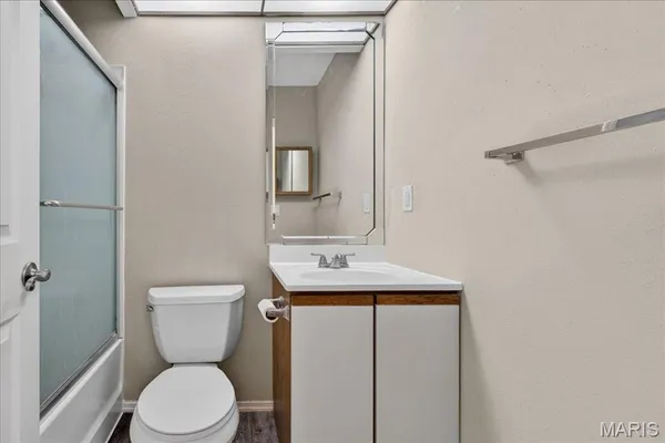 $194,900 | 352 Windsor Place, Unit B, St. Peters, MO 63376