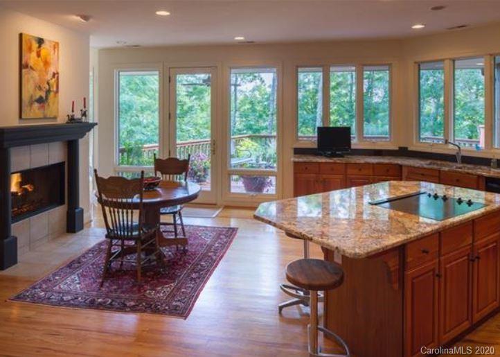 180 Dry Ridge Road Asheville, NC 28804 - Photo 12 of 31 Gallery Image 12