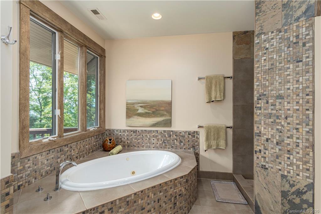 180 Dry Ridge Road Asheville, NC 28804 - Photo 18 of 31 Gallery Image 18