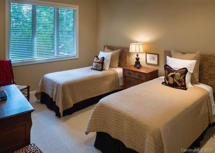 180 Dry Ridge Road Asheville, NC 28804 - Photo 25 of 31 Gallery Image 25