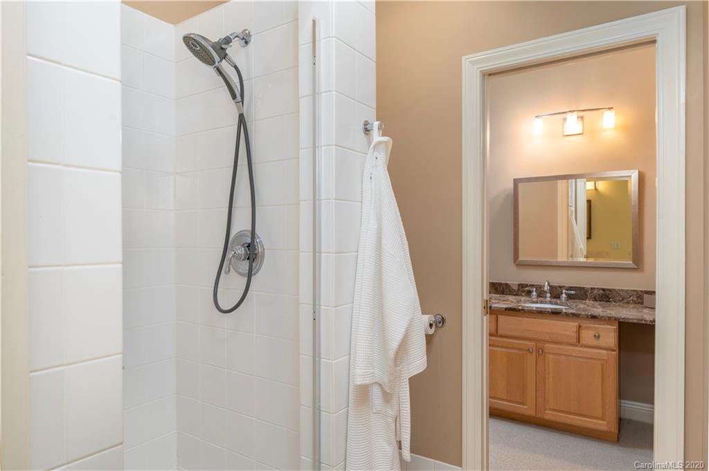 180 Dry Ridge Road Asheville, NC 28804 - Photo 26 of 31 Gallery Image 26