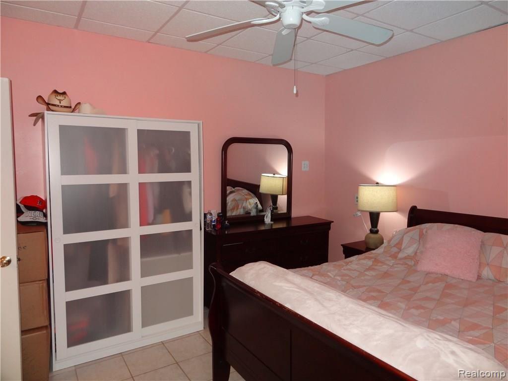 874 Collier Road Pontiac, MI 48340 - Photo 20 of 26