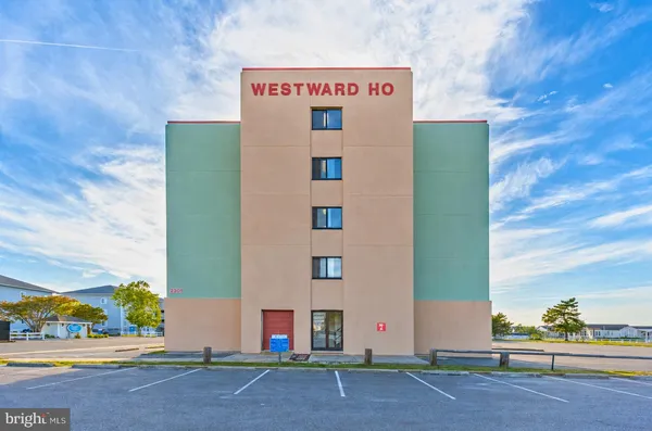 $197,000 | 2301 Philadelphia Avenue, Unit 406, Ocean City, MD 21842