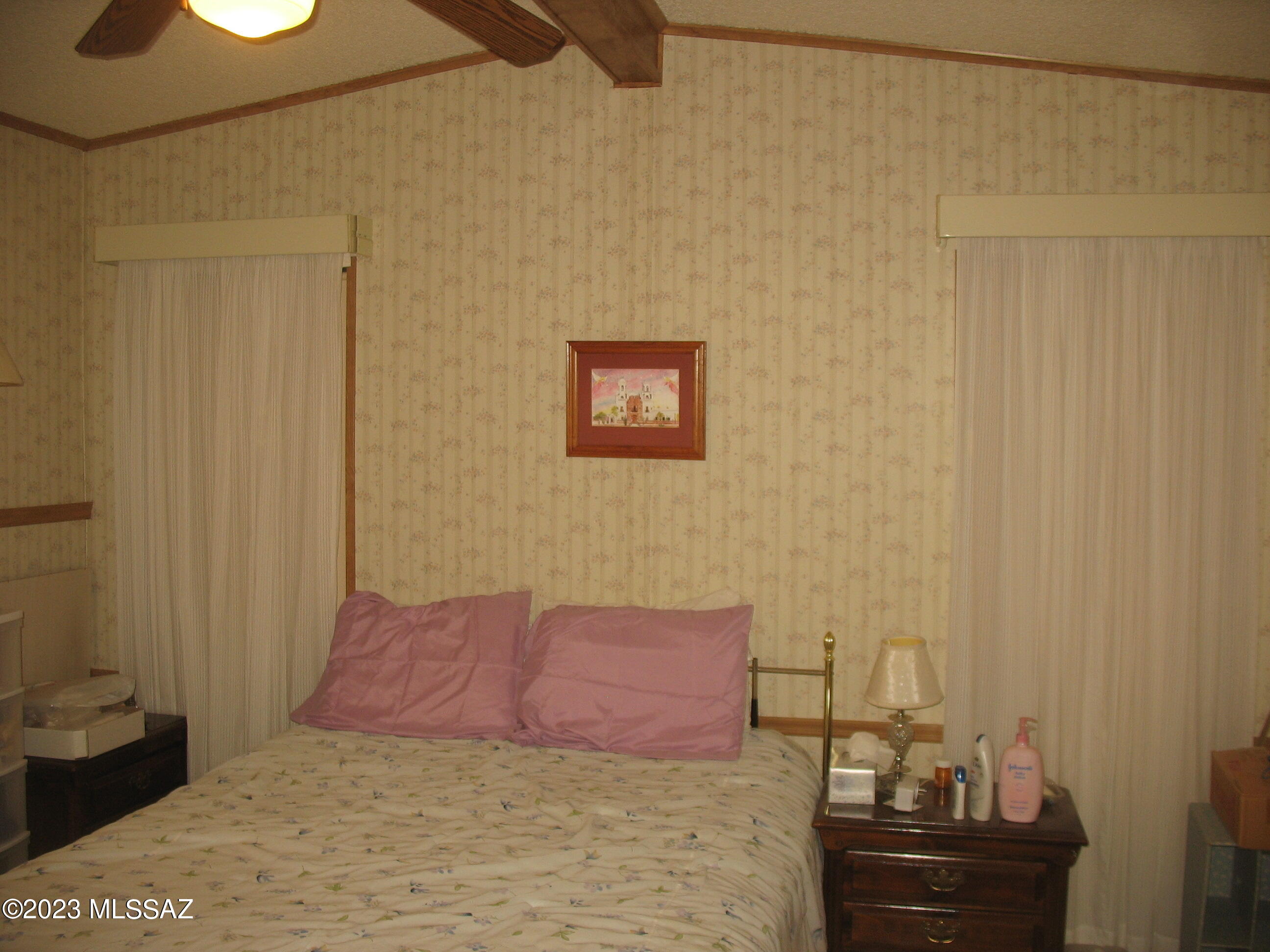 5762 West Box R Street Tucson, AZ 85713 - Photo 7 of 13 5762 Box R Master Bedroom 1
