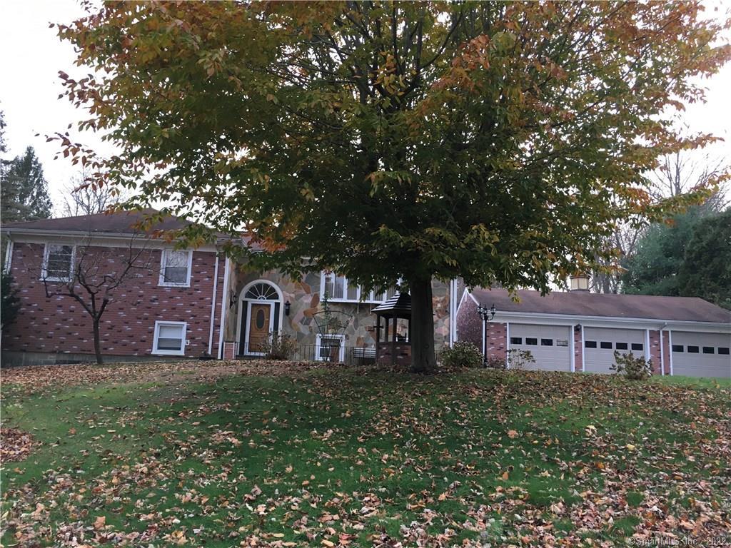 32 Oldfield Road Trumbull, CT 06611 - Photo 1 of 1