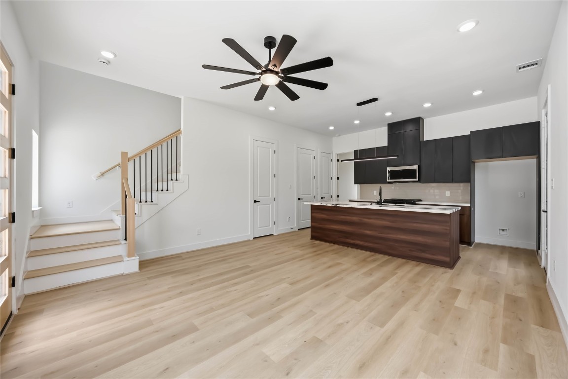 8022 Corinth Street, Unit AB Houston, TX 77051 - Photo 6 of 29