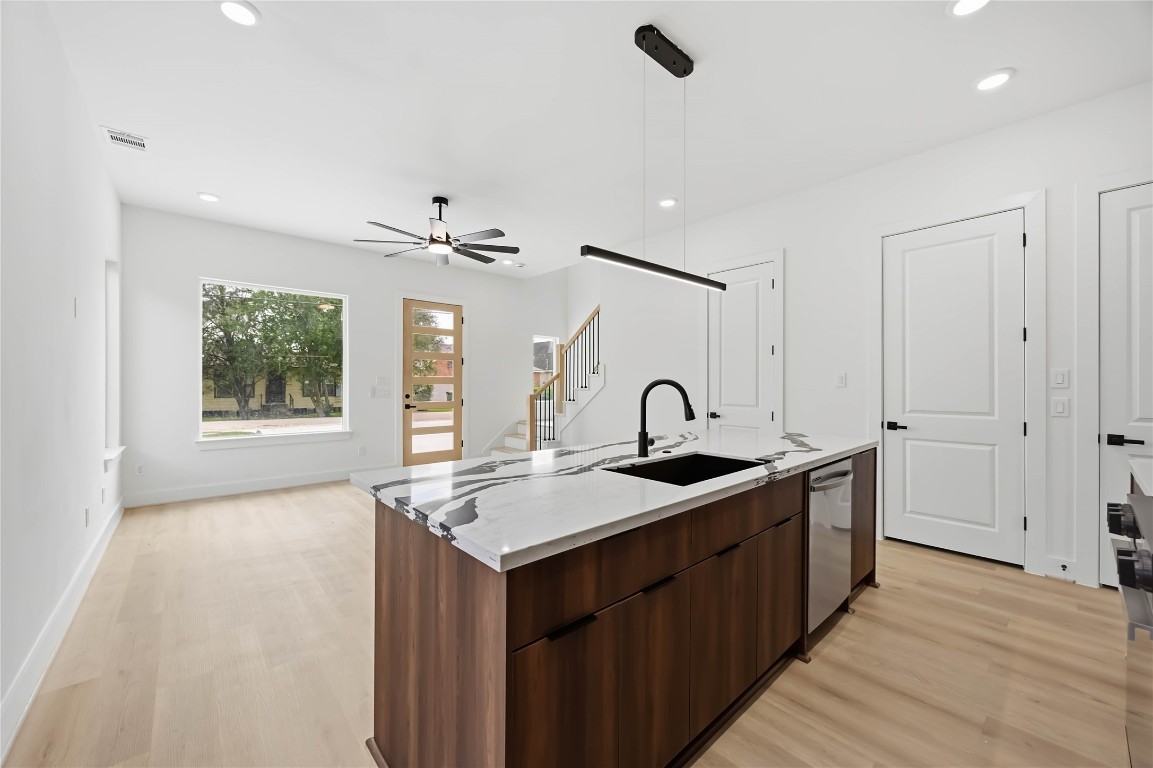 8022 Corinth Street, Unit AB Houston, TX 77051 - Photo 9 of 29