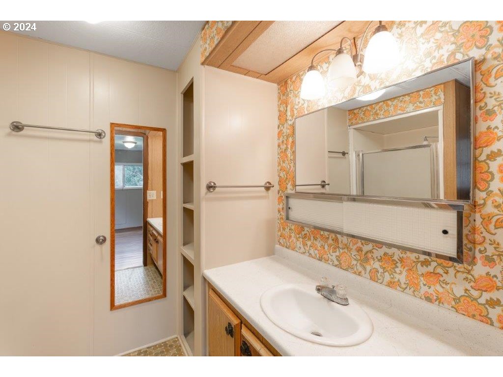 10908 North Myrtle Road Myrtle Creek, OR 97457 - Photo 34 of 43 Gallery Image 34