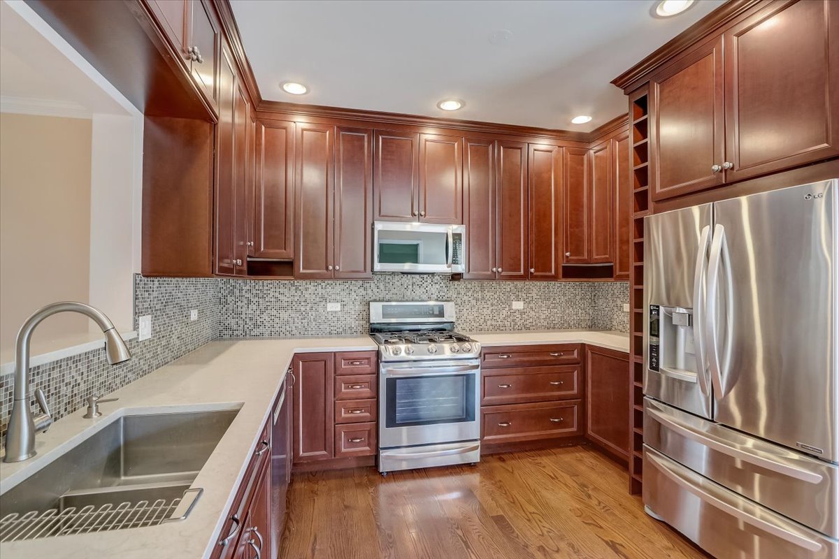 3372 Ravinia Circle Aurora, IL 60504 - Photo 14 of 39