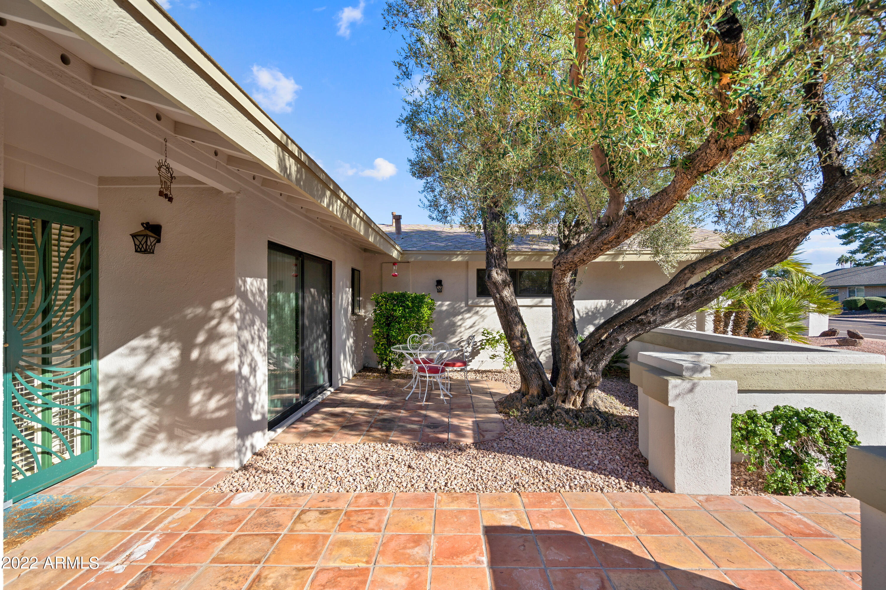 10 East Winged Foot Road Phoenix, AZ 85022 - Photo 3 of 27 N0005878