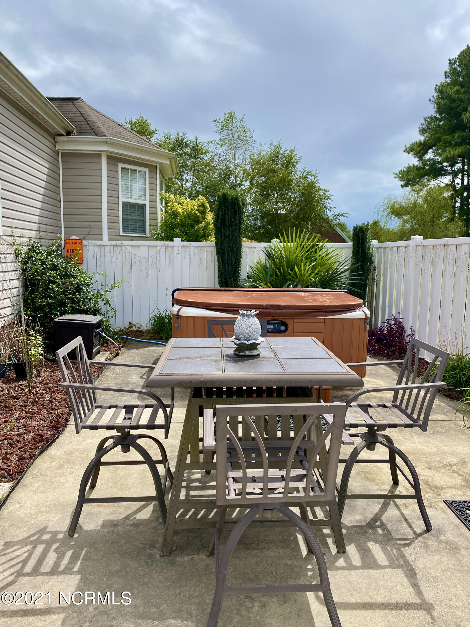 3830 Edwards Road Grimesland, NC 27837 - Photo 17 of 55 3A241095-5ACD-4FBA-BABB-5B467B58541F_1_2