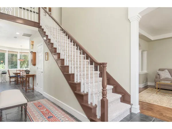 $869,000 | 2808 Edgewater Drive, Eugene, OR 97401