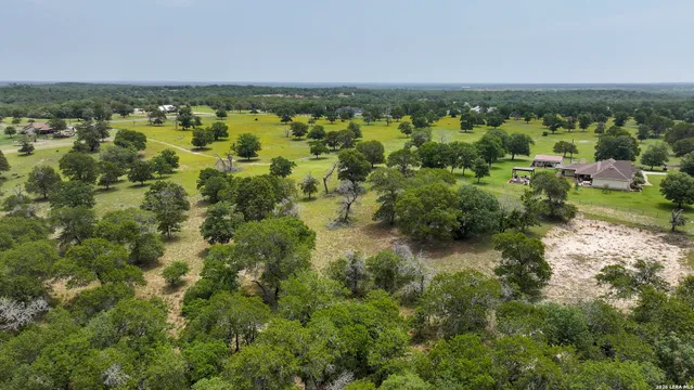 $139,900 | 222 Flash Circle, Luling, TX 78648