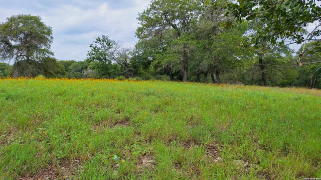 $139,900 | 222 Flash Circle, Luling, TX 78648