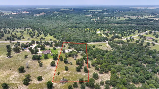 $139,900 | 222 Flash Circle, Luling, TX 78648