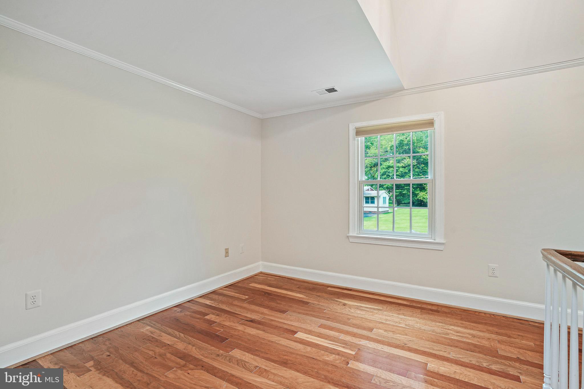 8821 Gateshead Road Alexandria, VA 22309 - Photo 17 of 32 Gallery Image 17