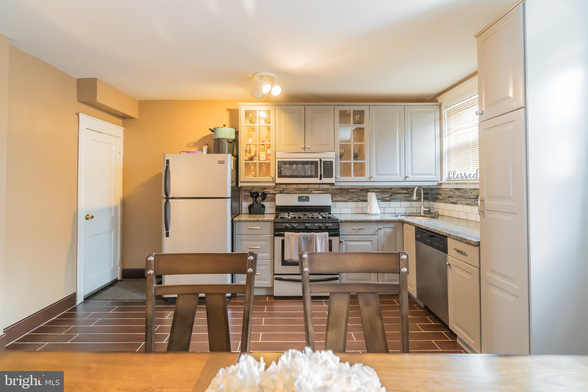 443 Hampden Road Upper Darby, PA 19082 - Photo 18 of 40