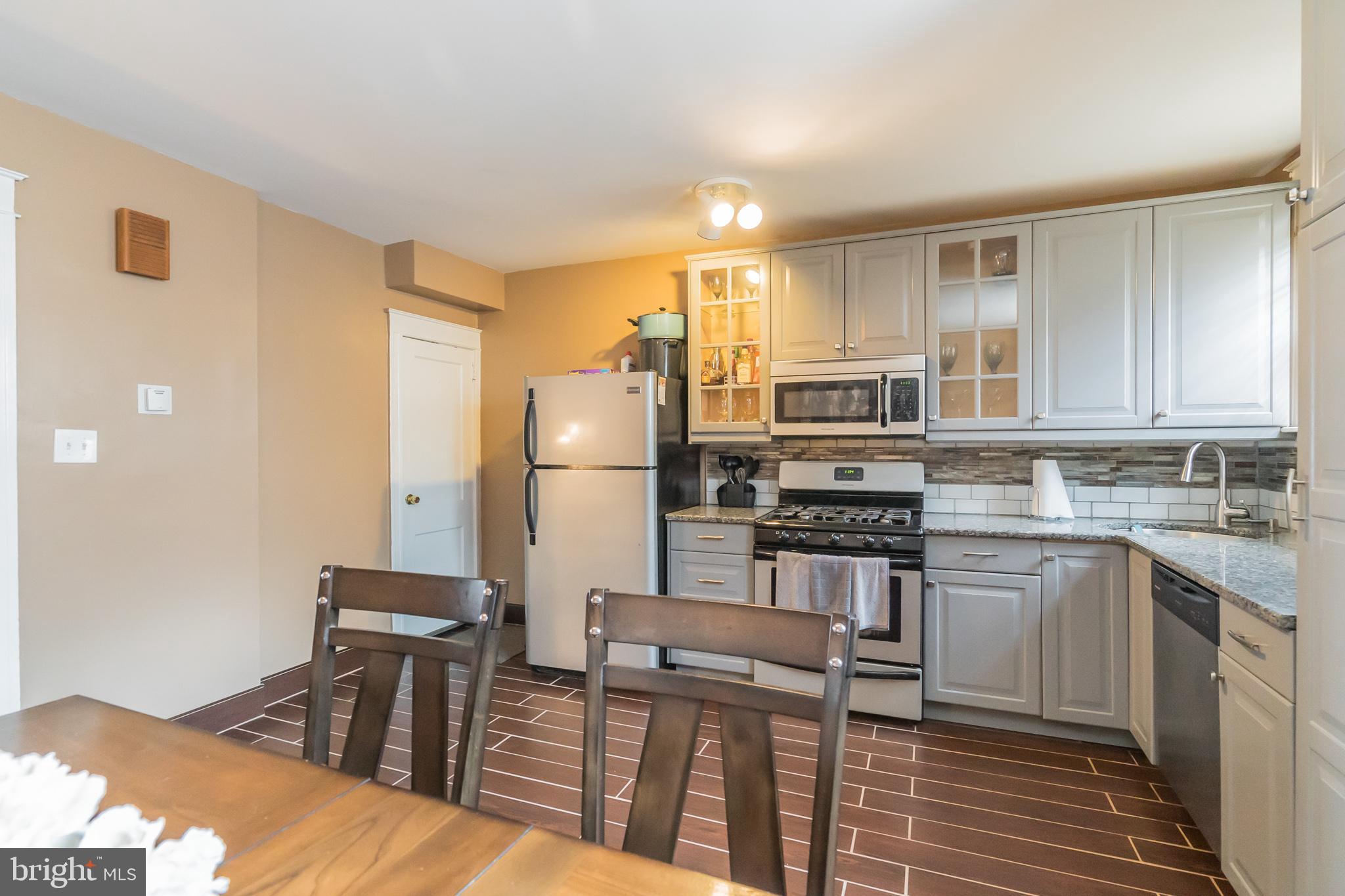 443 Hampden Road Upper Darby, PA 19082 - Photo 19 of 40