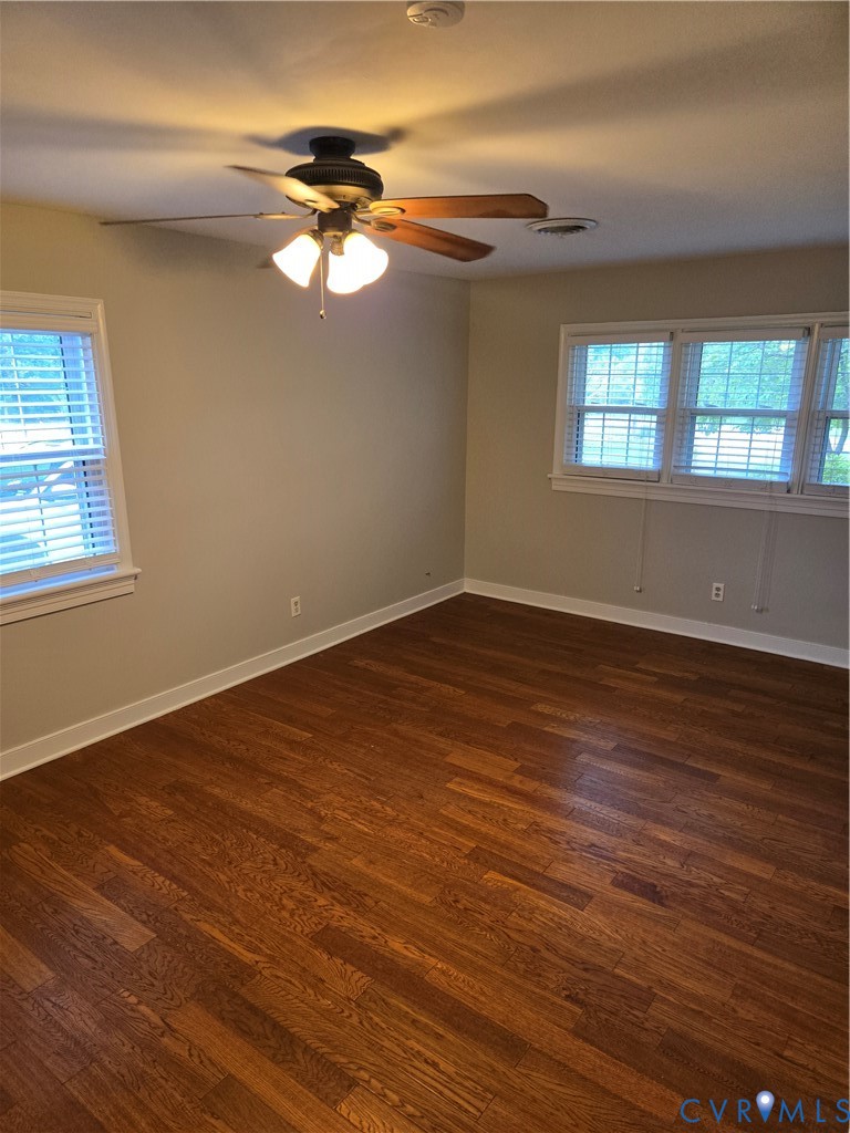 2707 Academy Road Powhatan, VA 23139 - Photo 12 of 27 a view of a livingroom with a large window