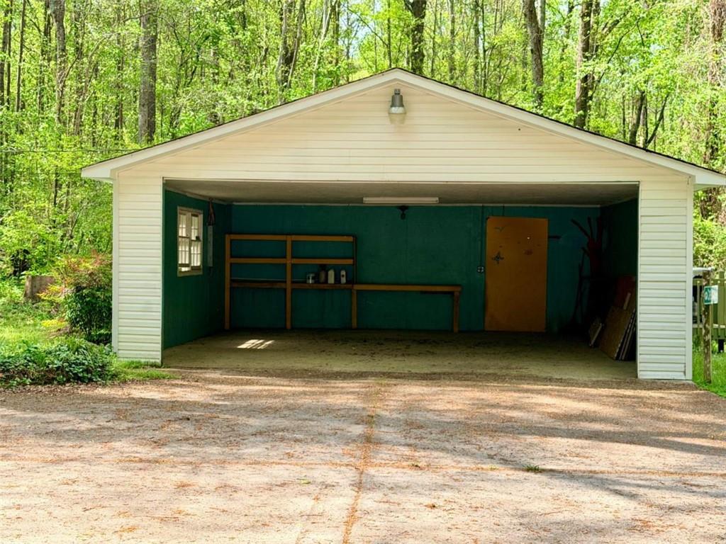 1129 Cave Springs Road Douglasville, GA 30134 - Photo 19 of 37