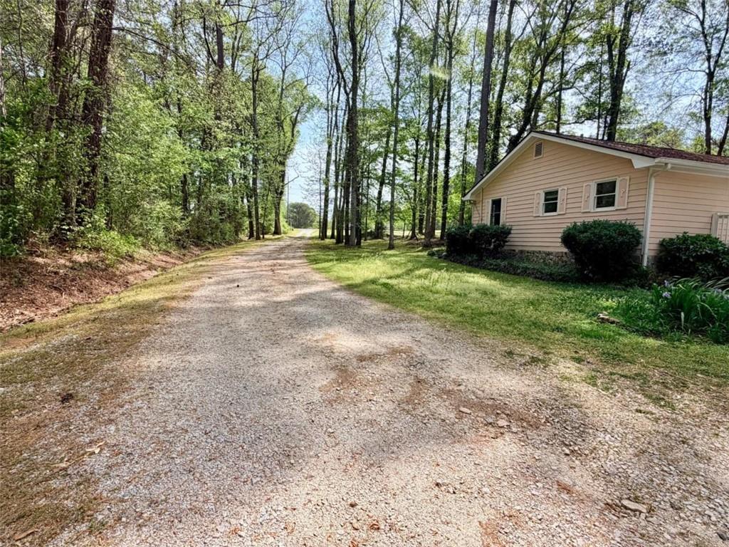 1129 Cave Springs Road Douglasville, GA 30134 - Photo 5 of 37