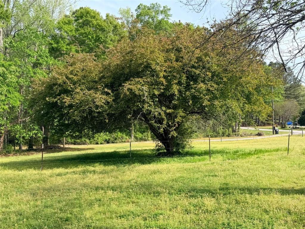 1129 Cave Springs Road Douglasville, GA 30134 - Photo 7 of 37