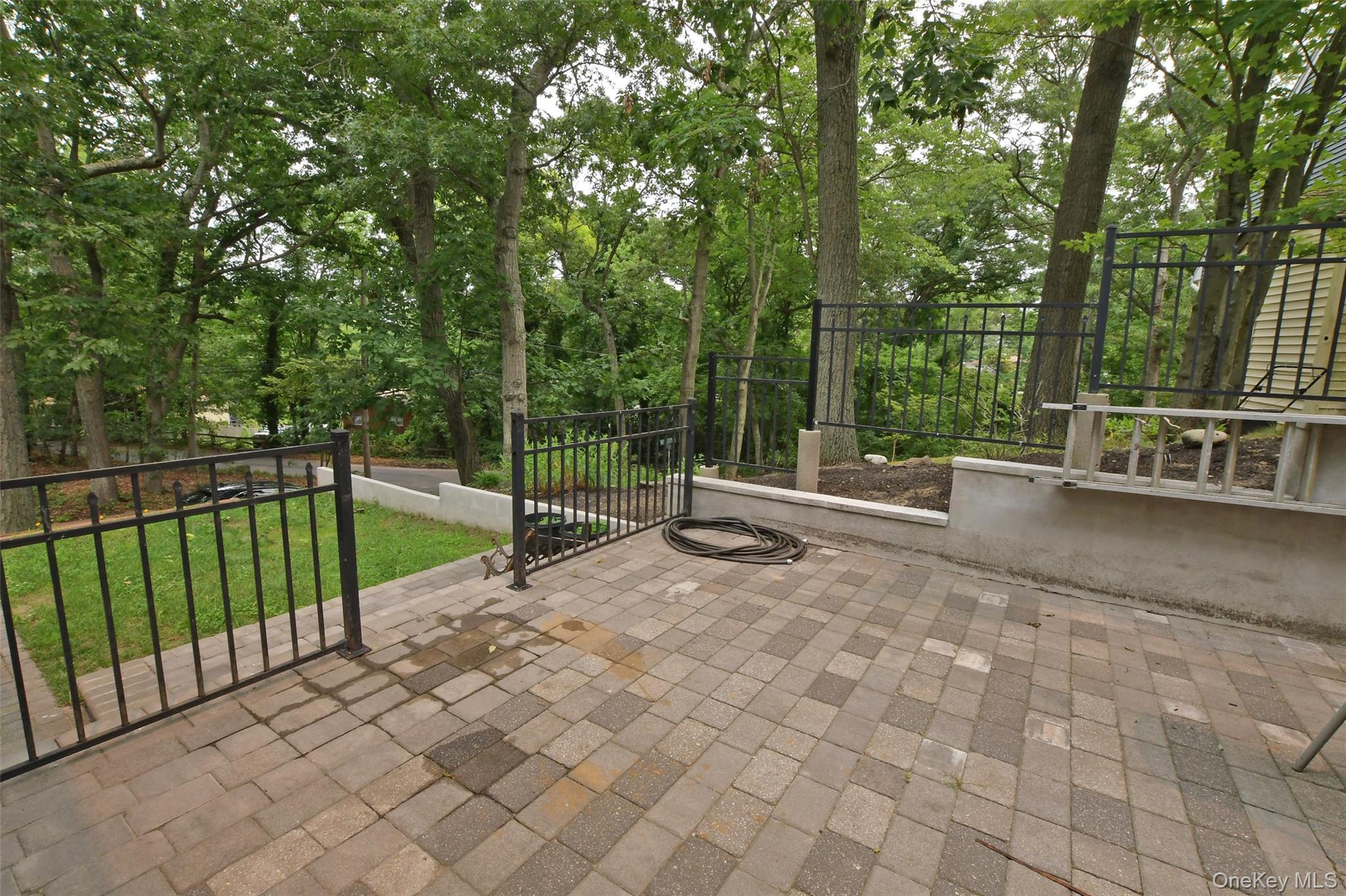 6 Southold Road Sound Beach, NY 11789 - Photo 19 of 31