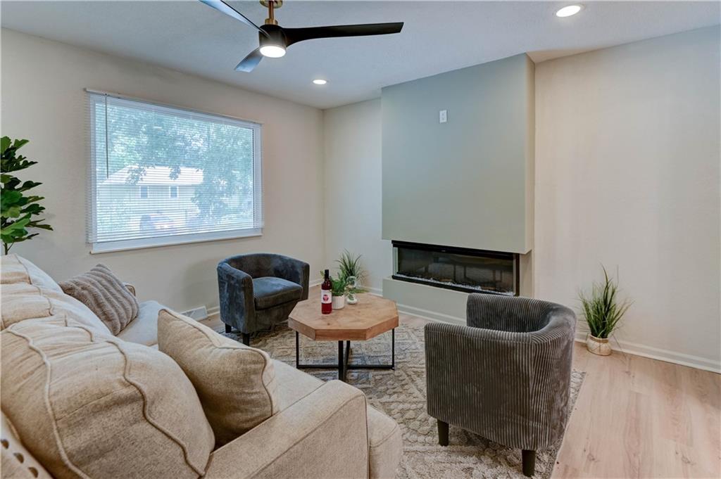 110 Erin Street Buckner, MO 64016 - Photo 5 of 31