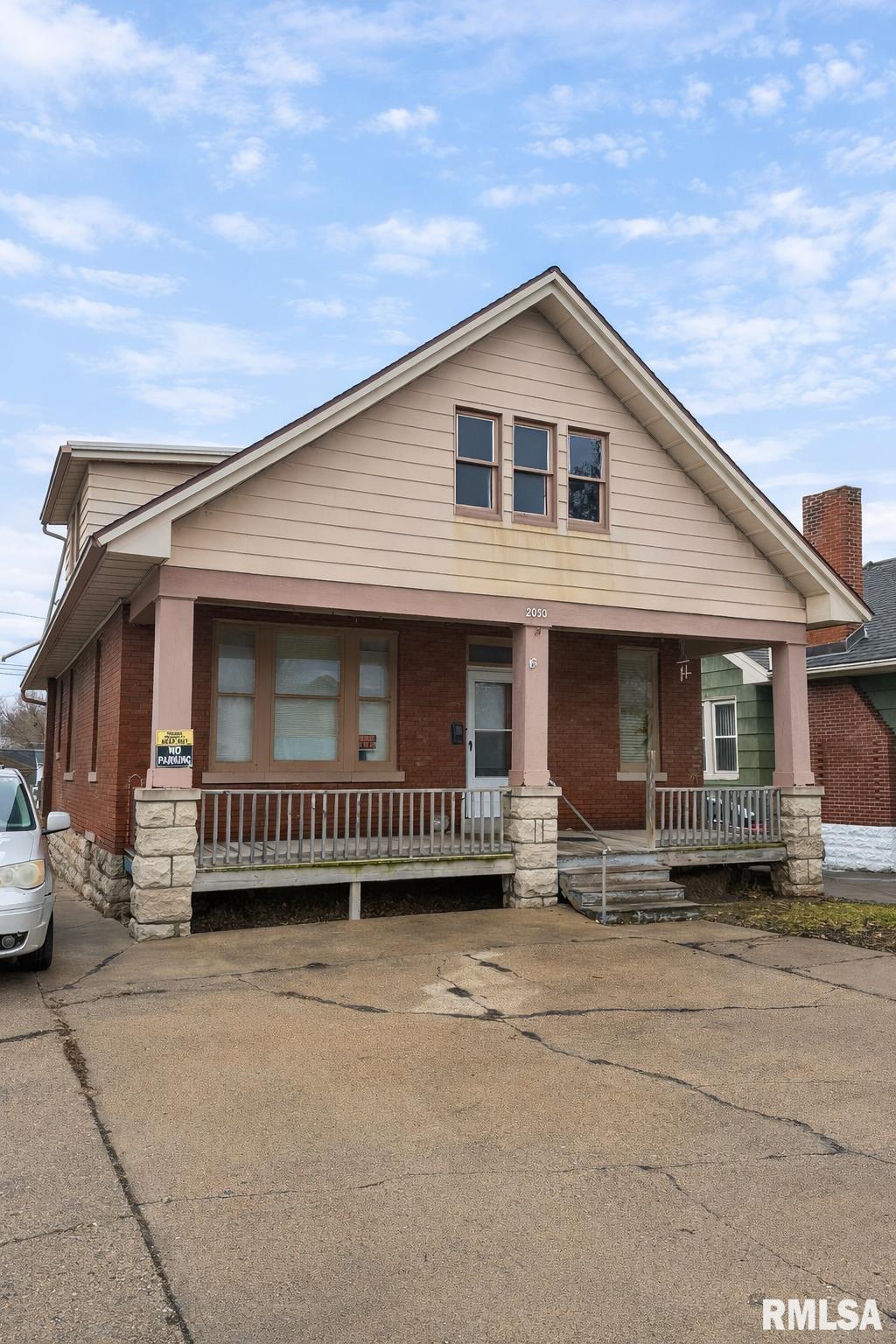 2050 Broadway Street Quincy, IL 62301 - Photo 1 of 11