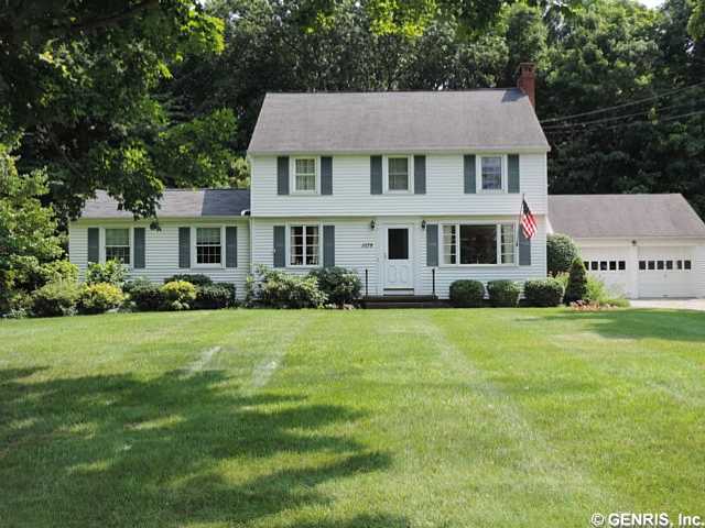 1079 Shoemaker Road Webster, NY 14580 - Photo 1 of 1 Exterior Front