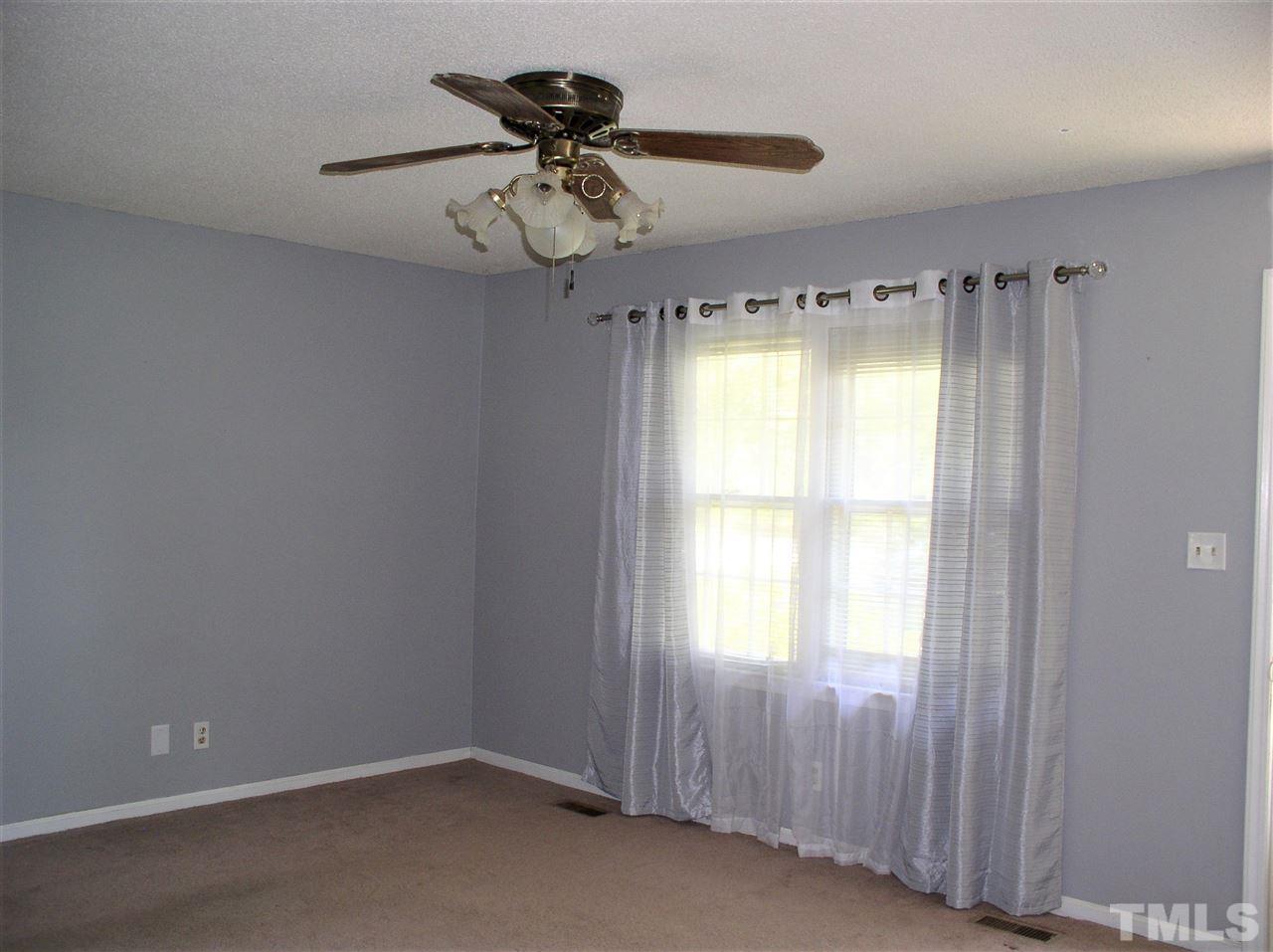 1044 Abbott Road Henderson, NC 27537 - Photo 2 of 19