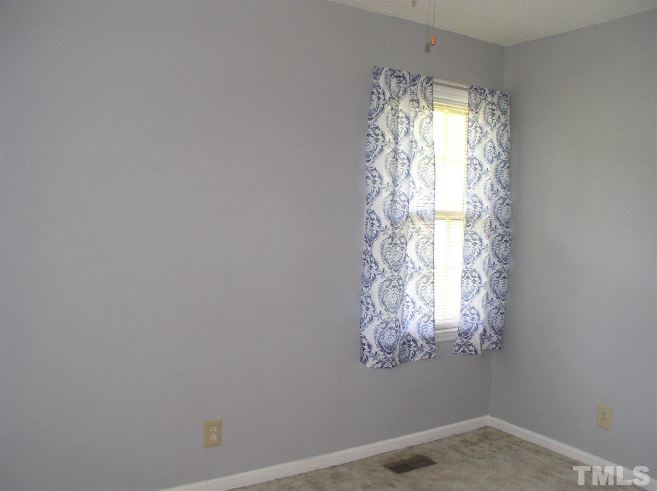 1044 Abbott Road Henderson, NC 27537 - Photo 12 of 19