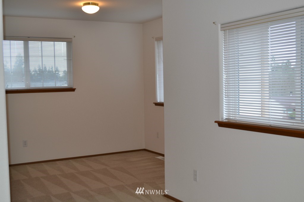 7286 East Raintree Lane Port Orchard, WA 98366 - Photo 15 of 18 Gallery Image 15