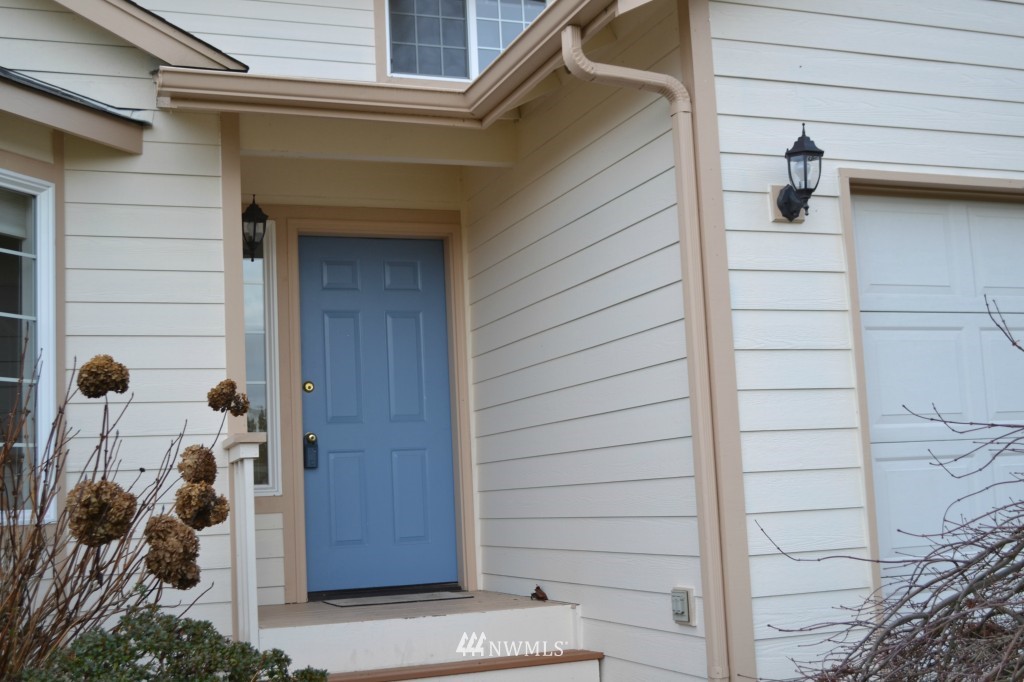 7286 East Raintree Lane Port Orchard, WA 98366 - Photo 3 of 18 Gallery Image 3