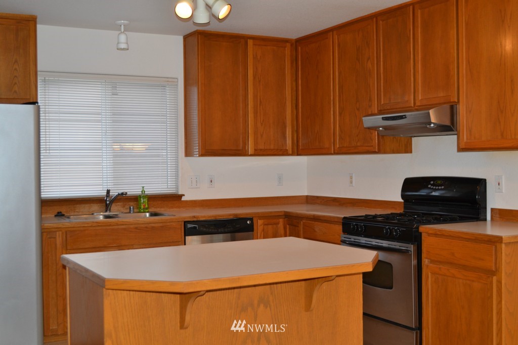 7286 East Raintree Lane Port Orchard, WA 98366 - Photo 9 of 18 Gallery Image 9