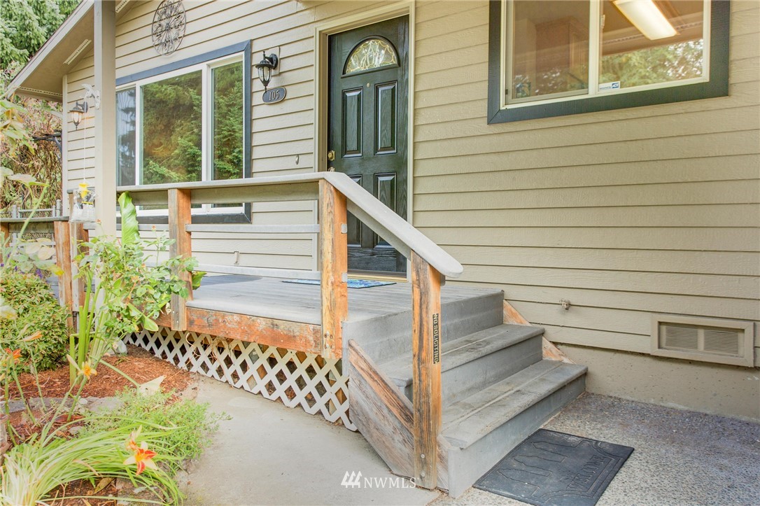 105 239th Place Southwest Bothell, WA 98021 - Photo 2 of 23