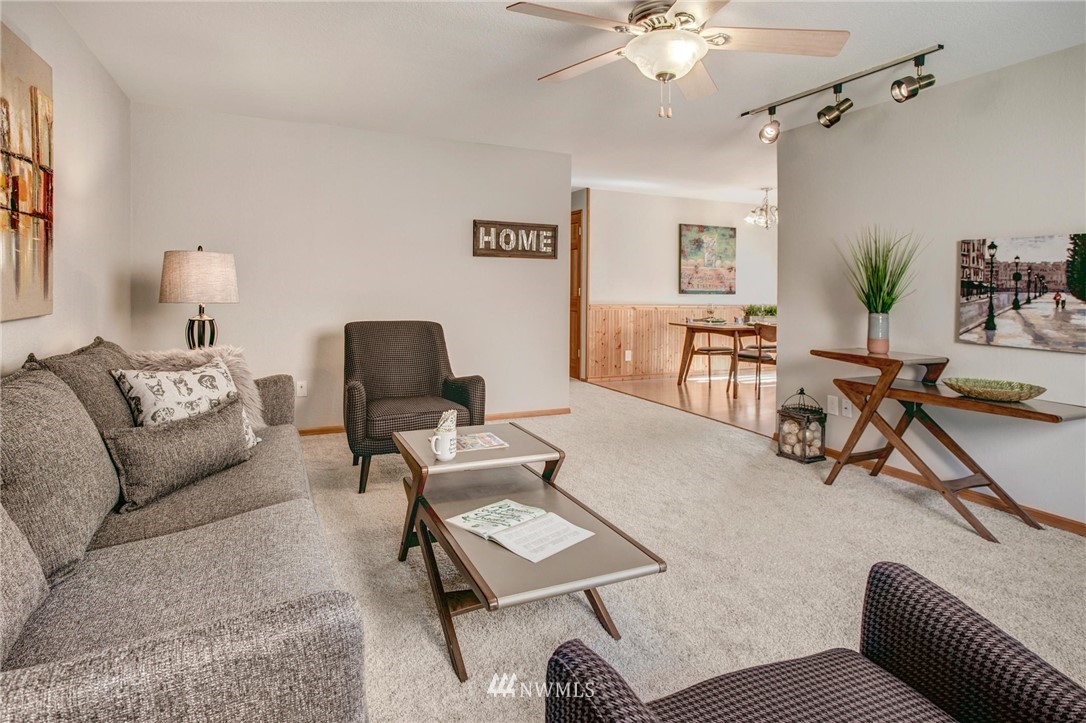 105 239th Place Southwest Bothell, WA 98021 - Photo 5 of 23