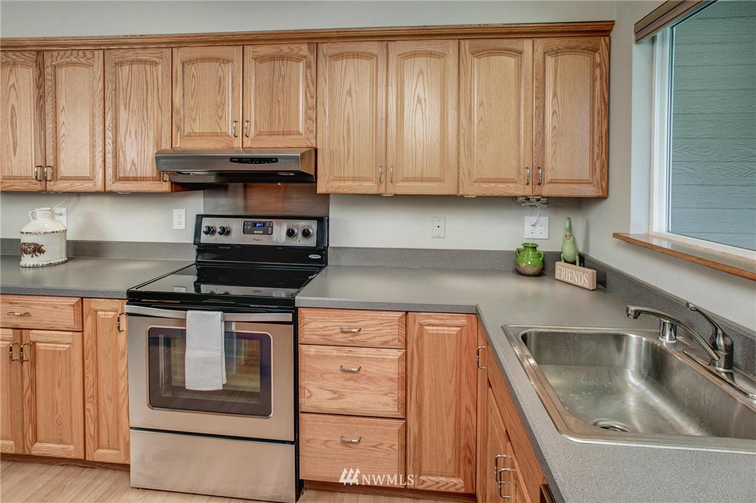 105 239th Place Southwest Bothell, WA 98021 - Photo 10 of 23
